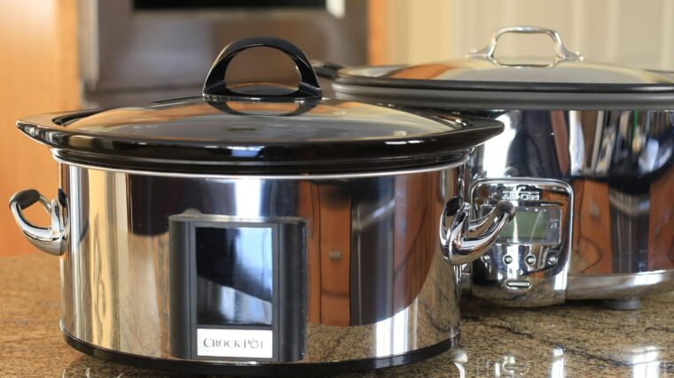 Crock Pot Temperatures: How Hot Does A Slow Cooker Get ...