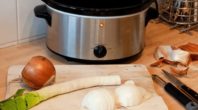 Does A Crock-Pot Need Liquid? - 2024 Guide 1