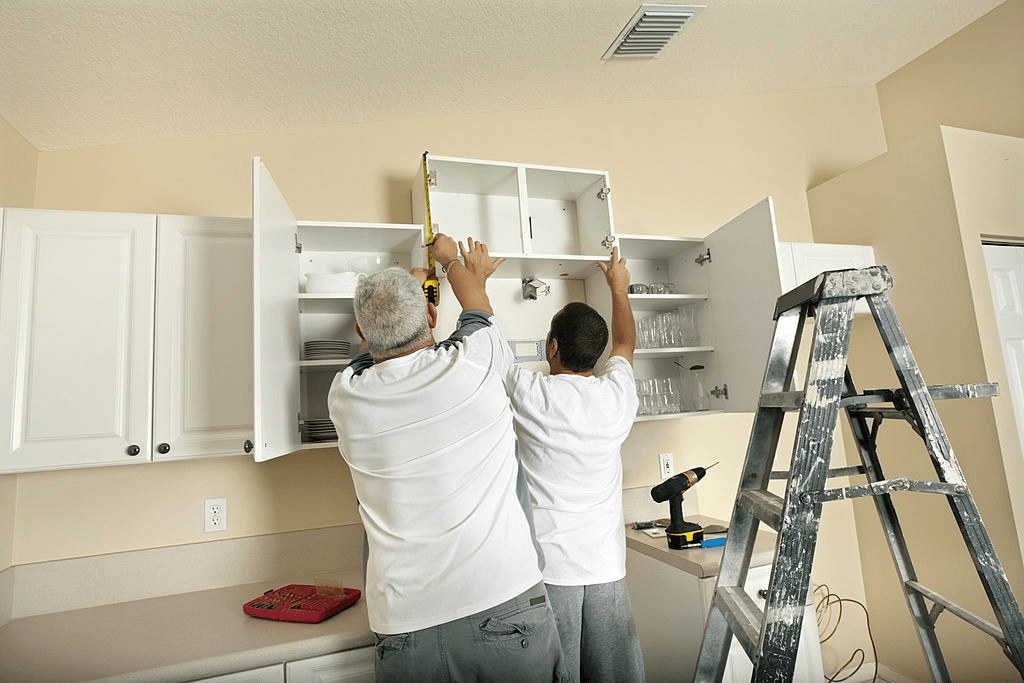 How Much Does It Cost To Put New Doors On Kitchen Cabinets? 3