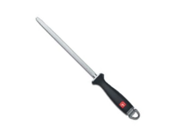 A close up of a knife Description automatically generated
