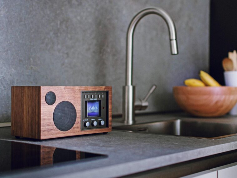 Best Small Radio For Kitchen 5