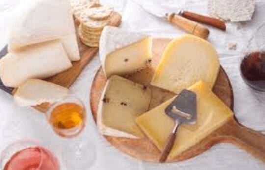 Best Appetizers To Pair With Champagne 9
