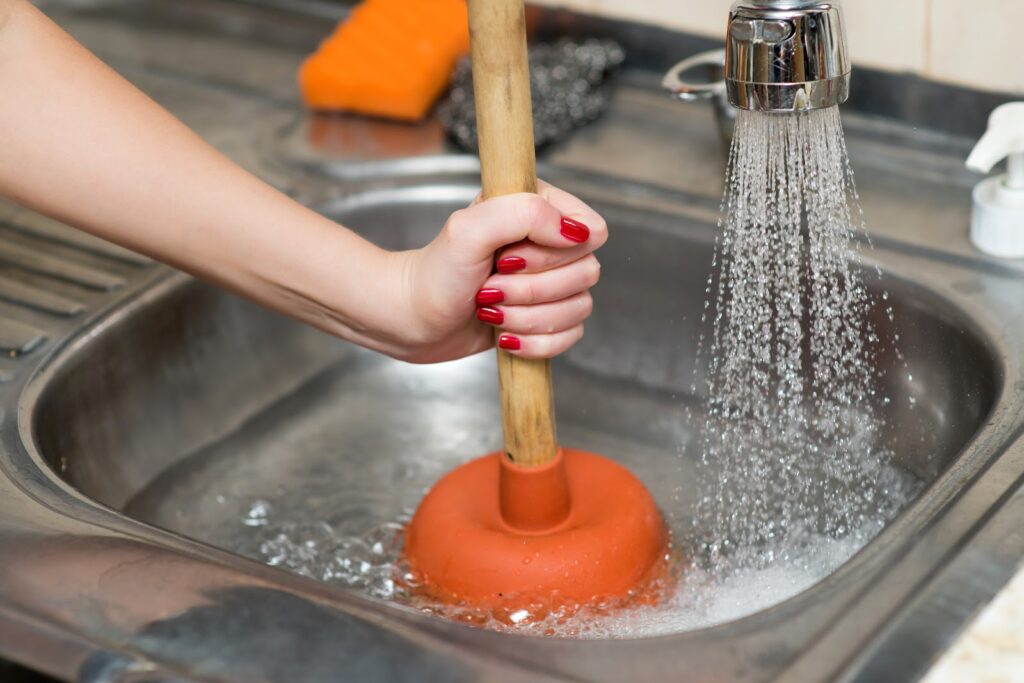 Signs You Need To Replace Your Old Kitchen Sink 1