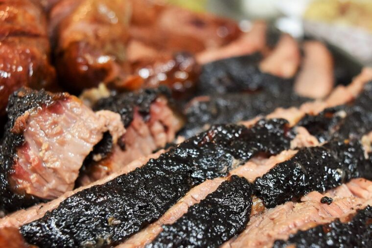 Where to Go for the Best BBQ in Houston - 2024 Guide 1