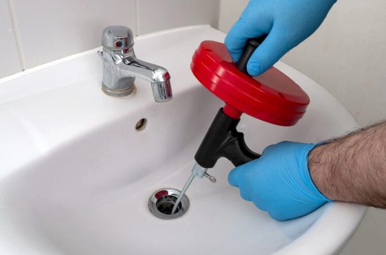 3 Ways To Properly Clean The Drain in Your Kitchen 3