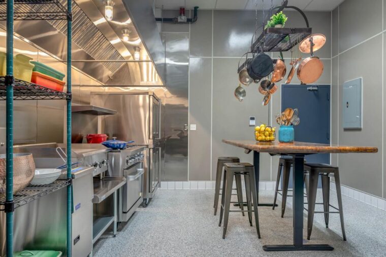 Unlock Your Culinary Creativity: Renting Kitchens in Los Angeles! 3